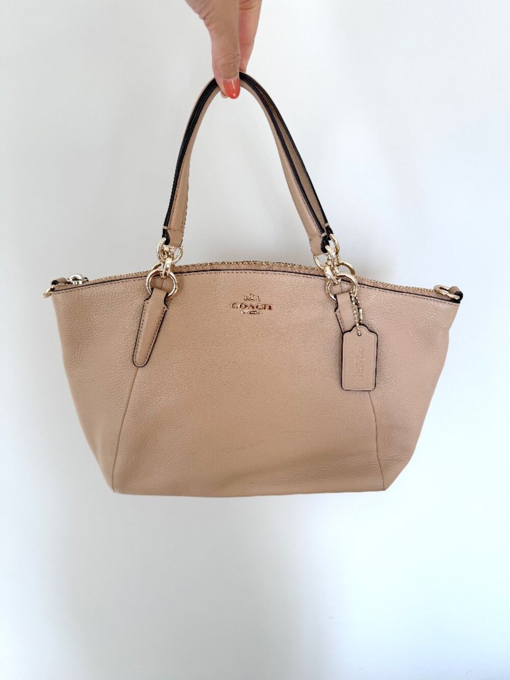 Coach Small Kelsey Satchel – Beige Pebbled Leather